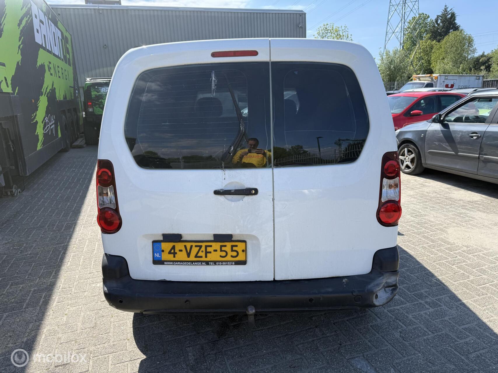 Foto van Peugeot Partner