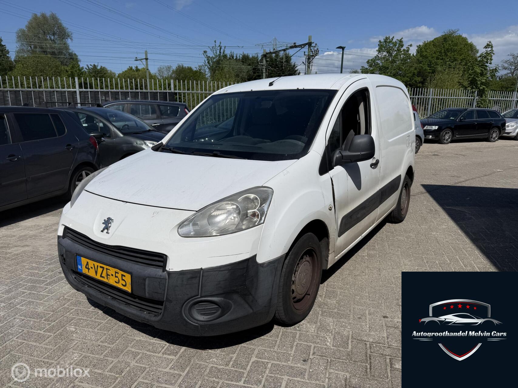 Peugeot Partner 120 1.6 HDI L1 XR Profit + EXPORT 2012 - voorkant