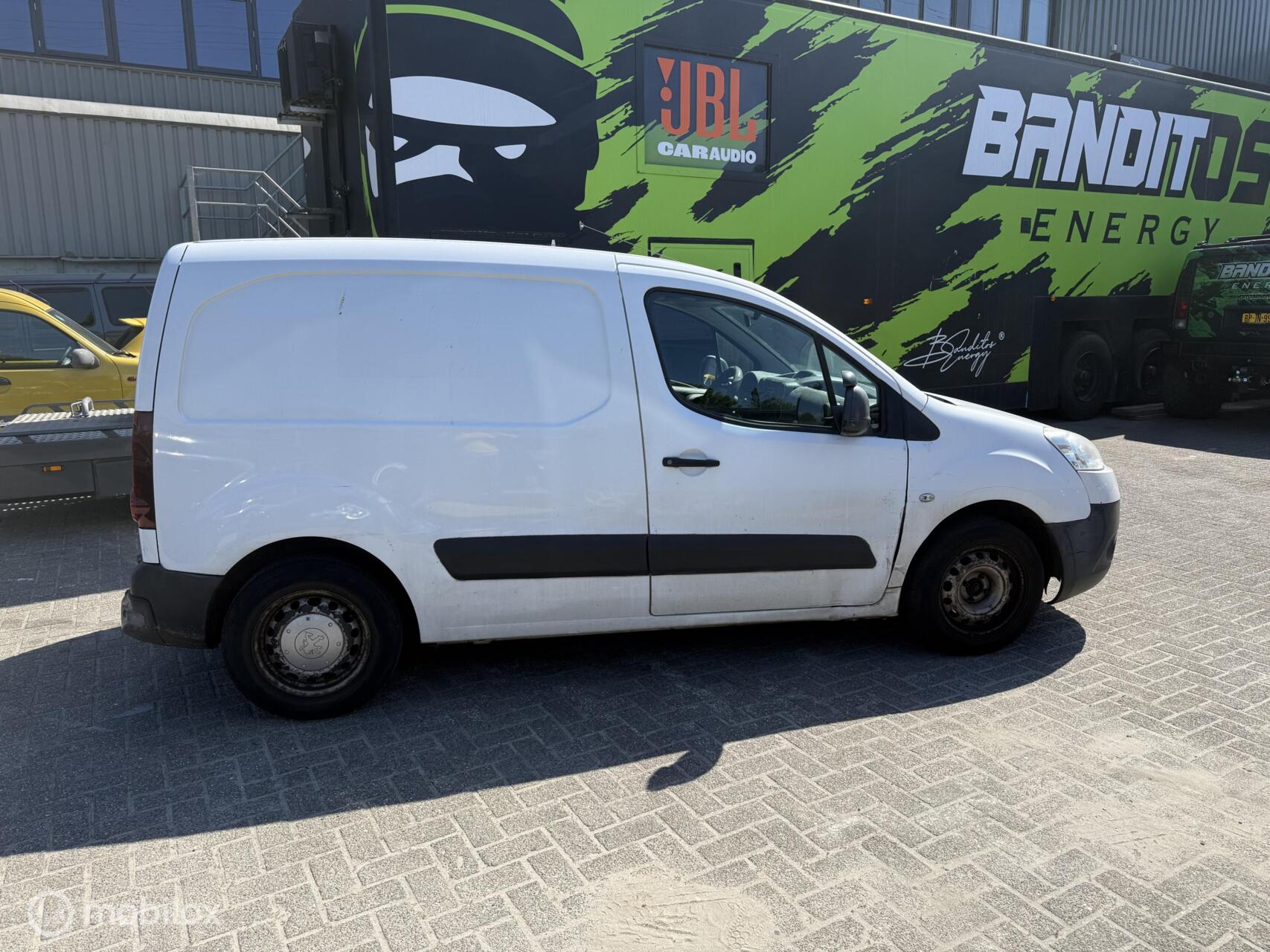 Foto van Peugeot Partner