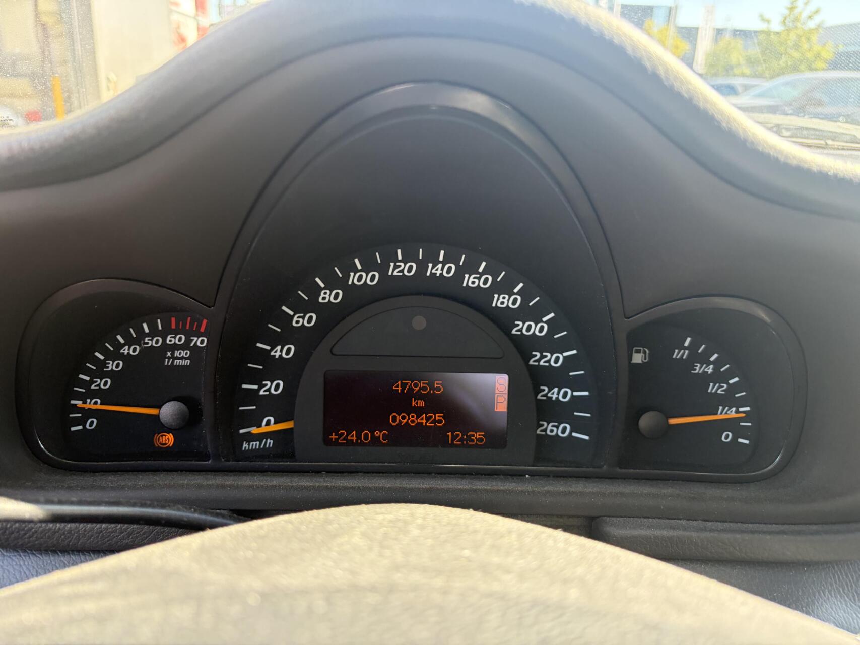 Foto van Mercedes-Benz C 180 Kompressor