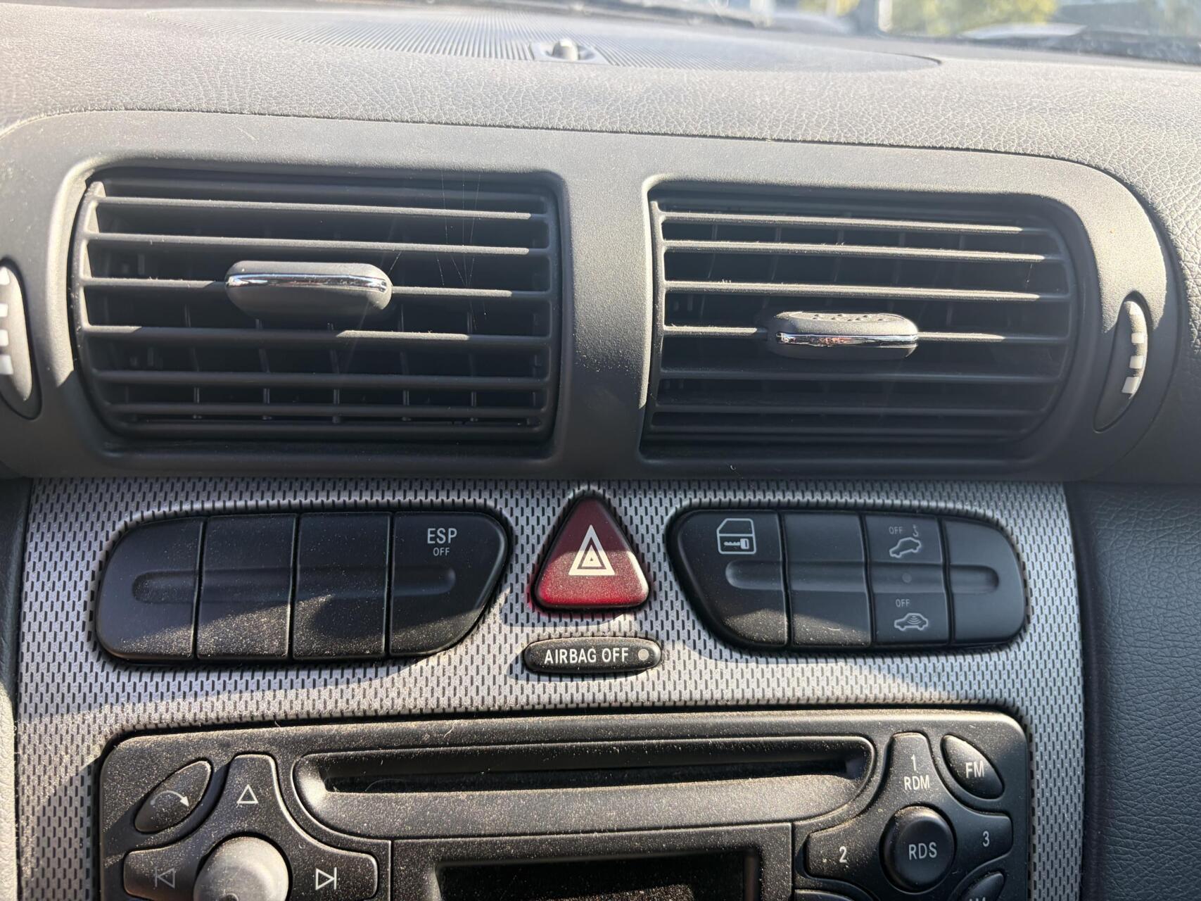 Foto van Mercedes-Benz C 180 Kompressor