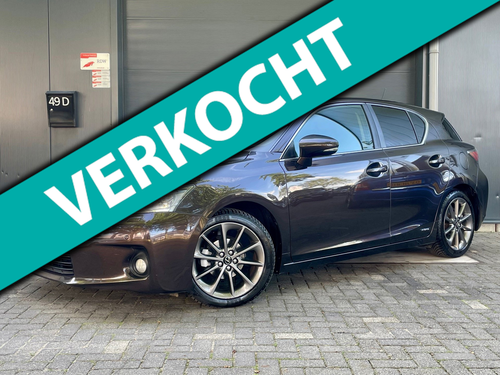 Lexus CT 200h Business Line Pro NAP LEER CLIMA CAMERA BLUETOOTH PDC STOELVERWARMING COMPLETE HISTORIE 2012 - voorkant
