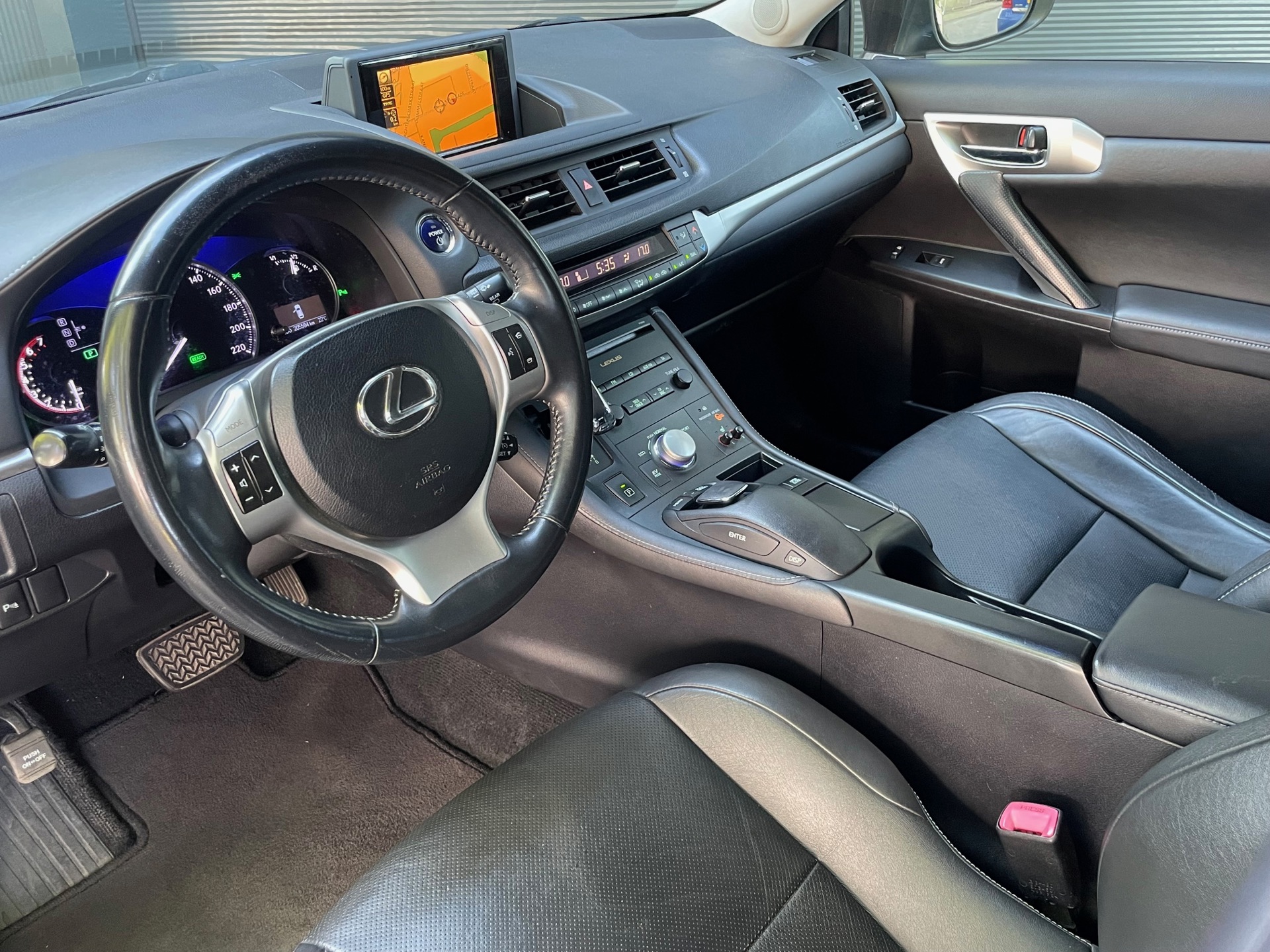 Foto van Lexus CT