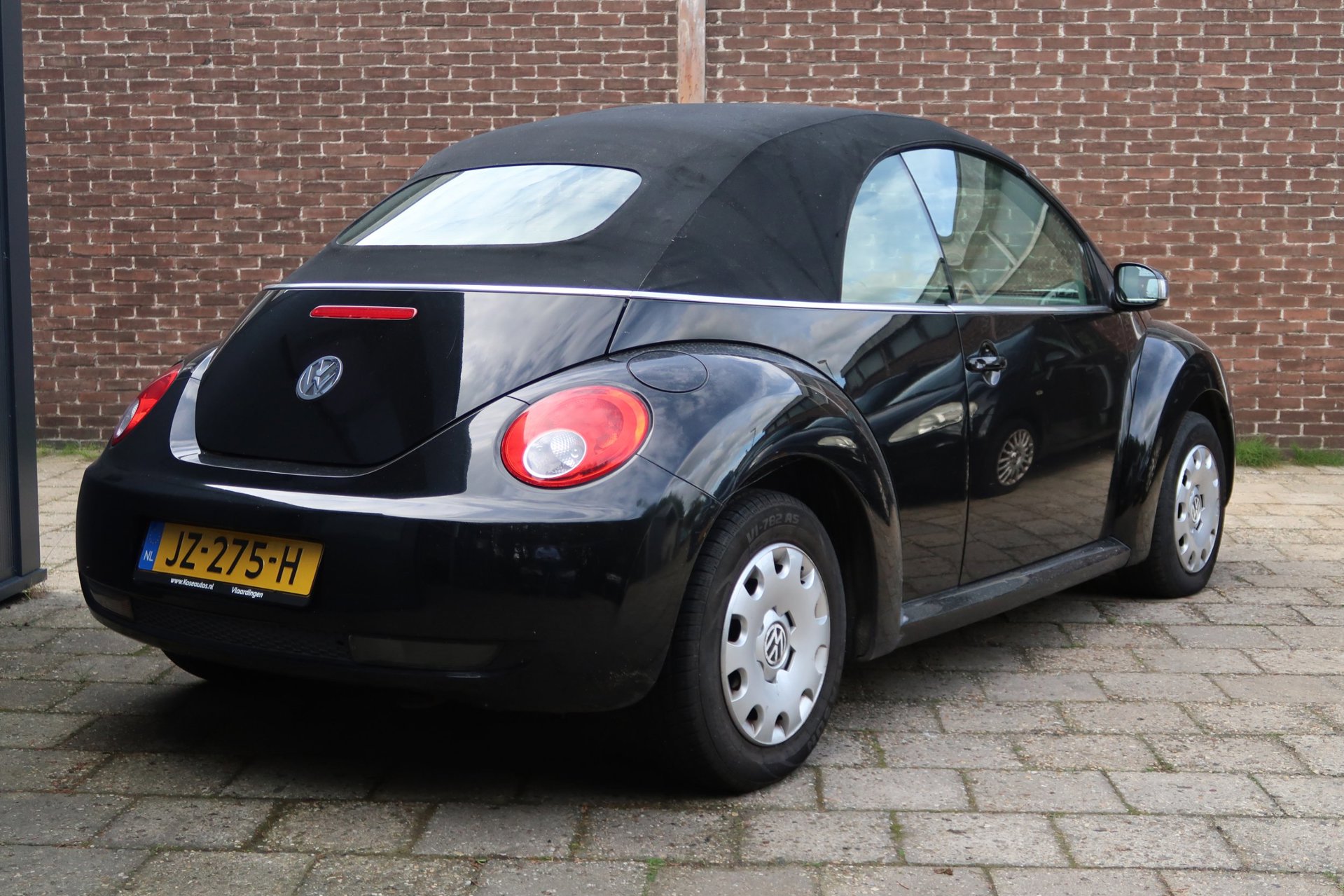 Foto van Volkswagen New Beetle Cabriolet