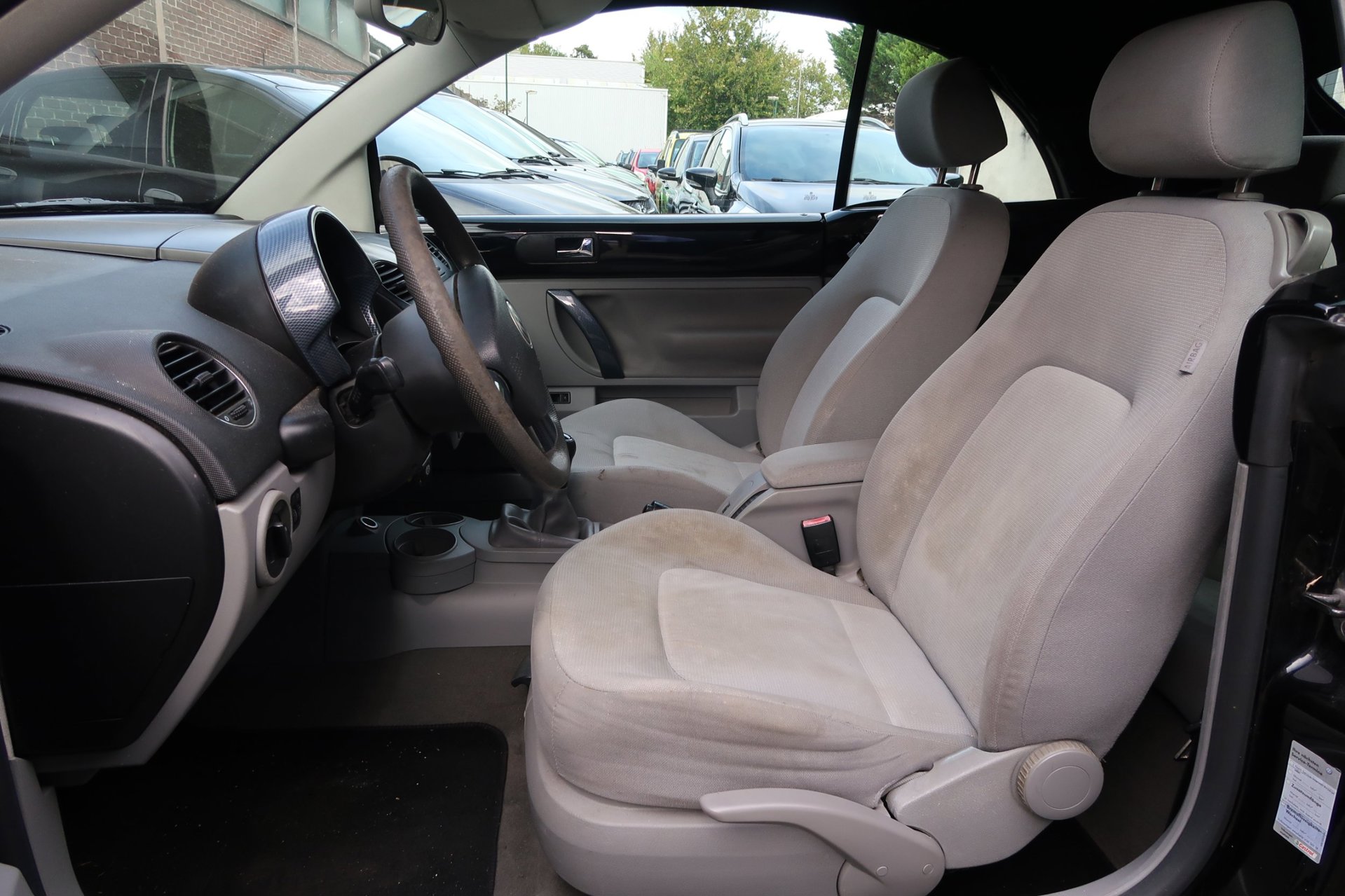 Foto van Volkswagen New Beetle Cabriolet
