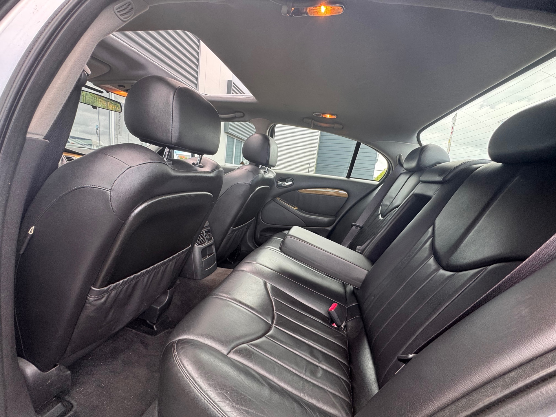 Foto van Jaguar S-type