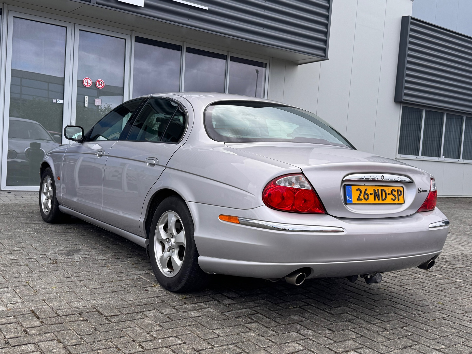 Foto van Jaguar S-type