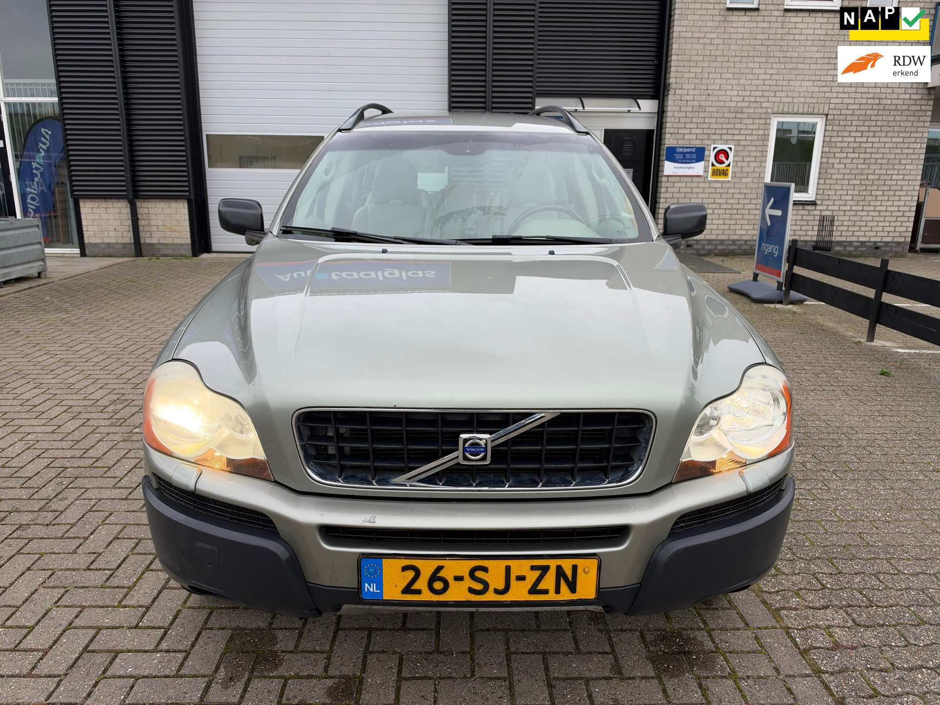 Volvo Xc90 2.9 T6 Kinetic 7p 2006 - voorkant