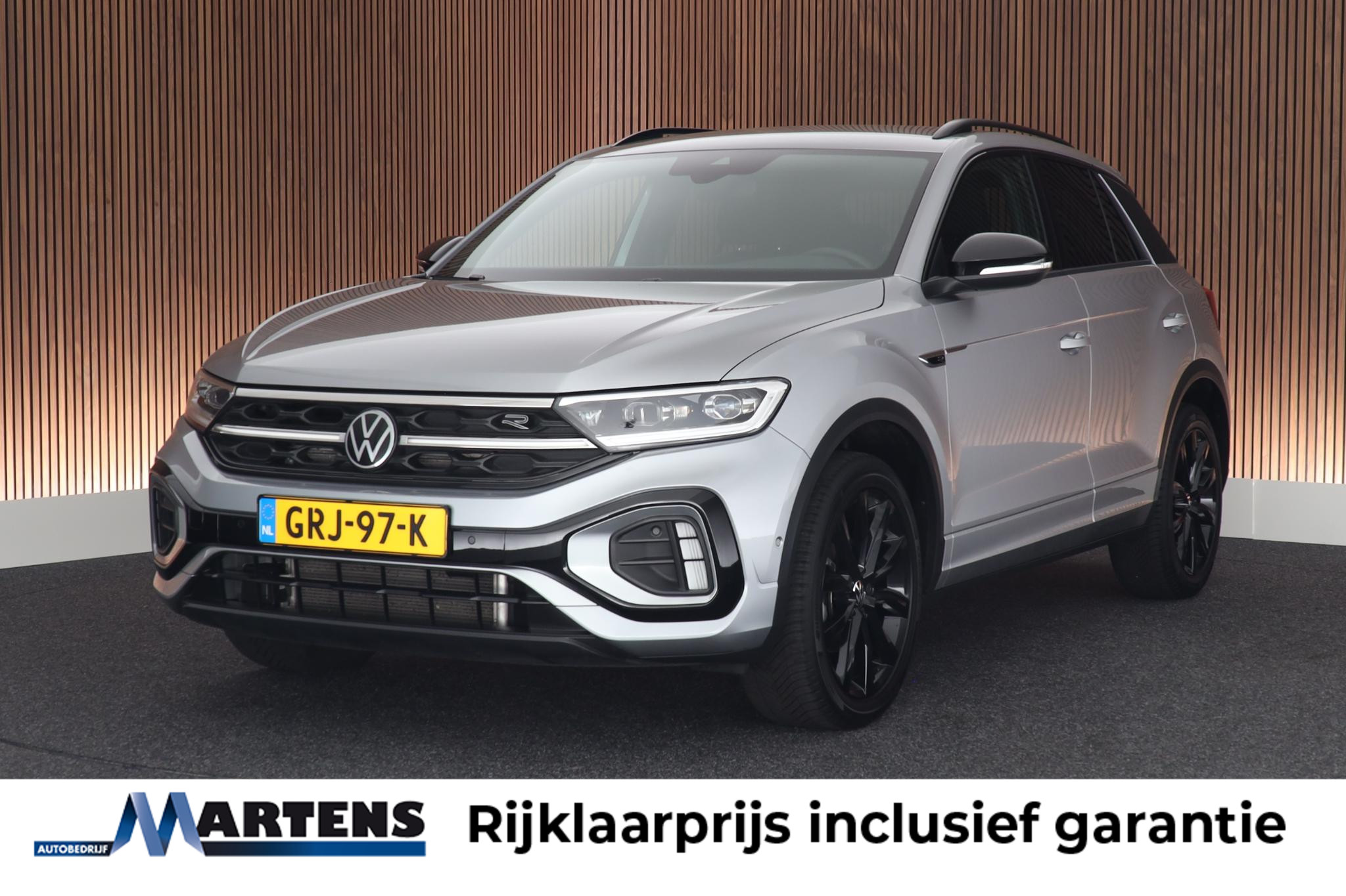 Volkswagen T-roc 1.5 TSI 150pk DSG R-Line Black Style 2023 - voorkant