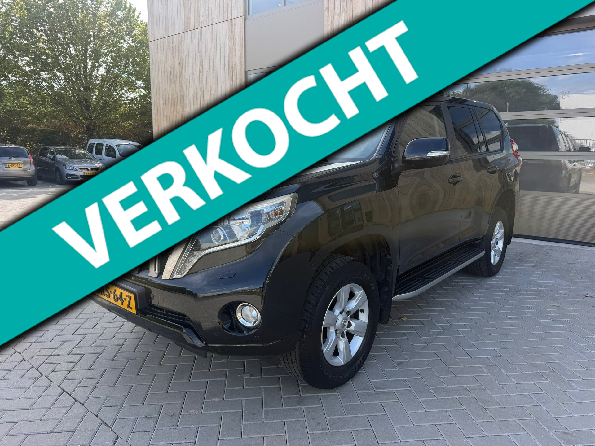 Toyota Land Cruiser 3.0 D-4D LX 5DRS|Automaat|Clima|Keyless|Stoel/stuurverwarming|Cruise controle|leren bekleding 2014 - voorkant
