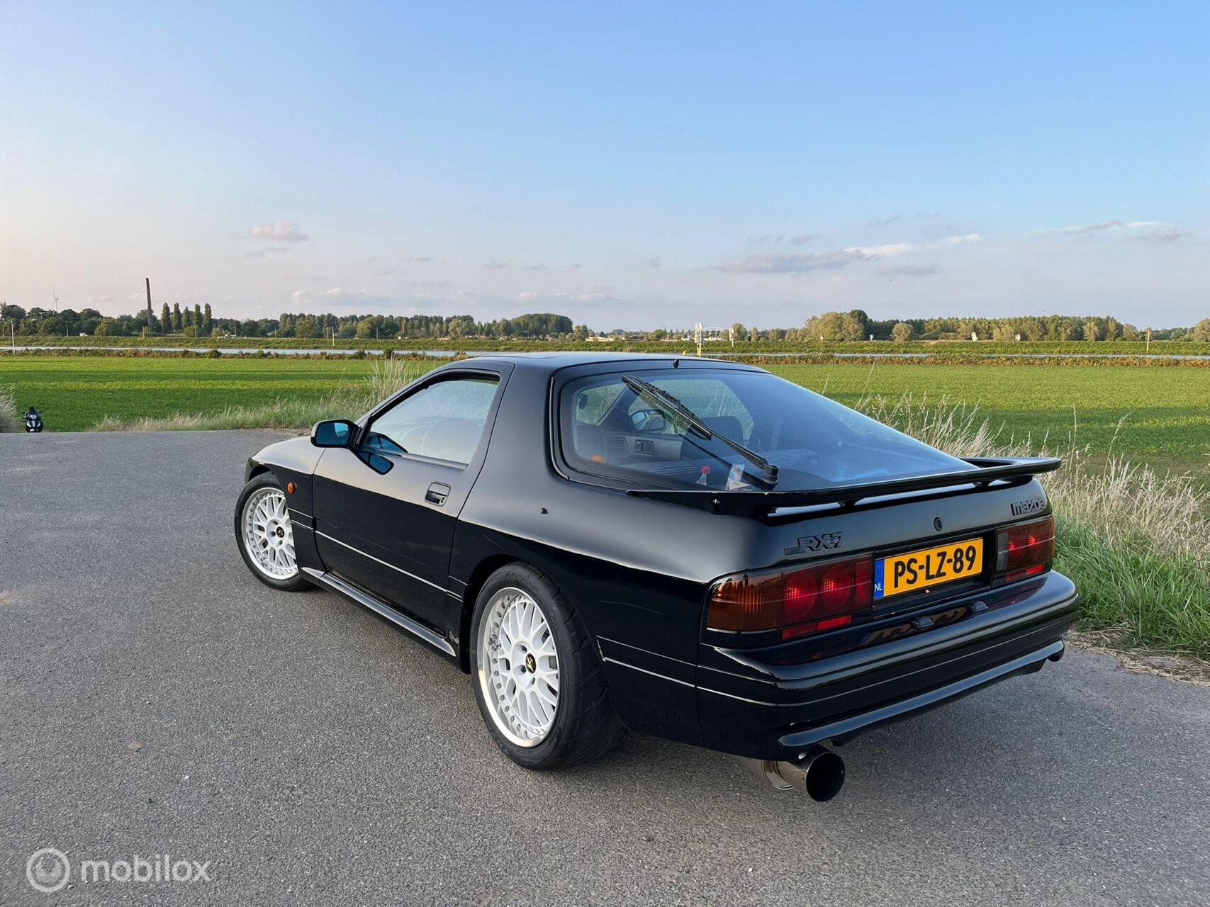 Foto van Mazda Rx-7
