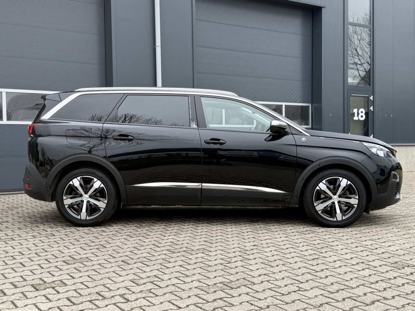 Foto van Peugeot 5008