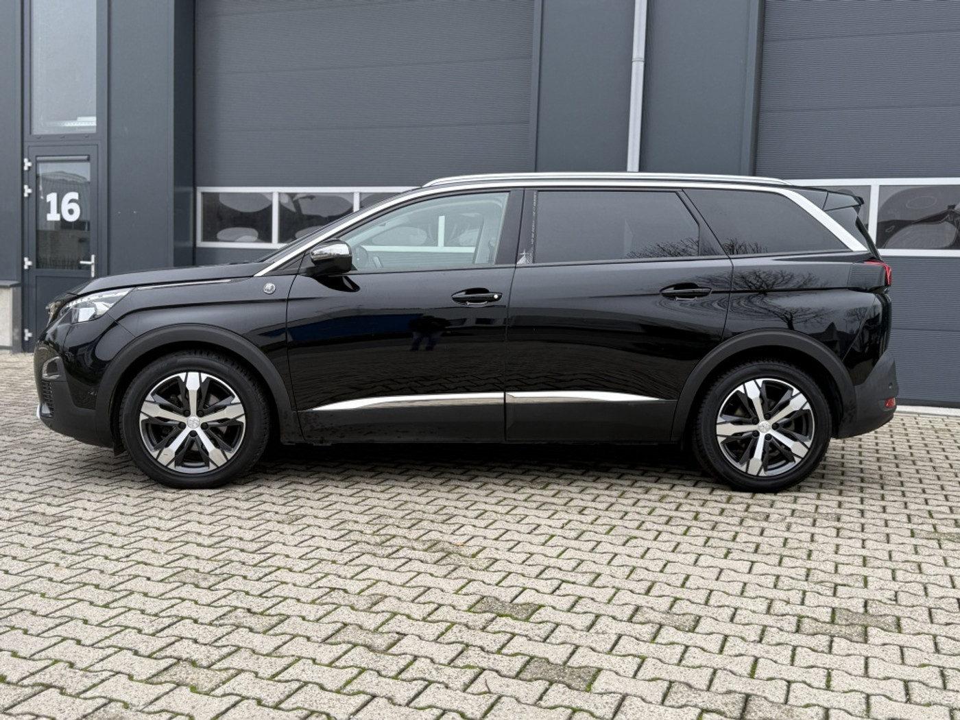 Foto van Peugeot 5008