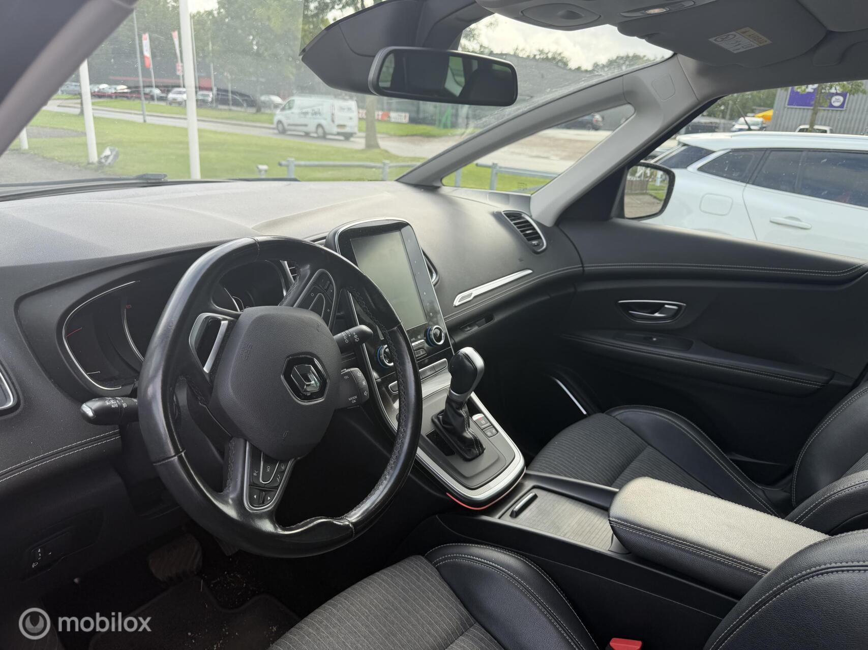 Foto van Renault Grand Scenic
