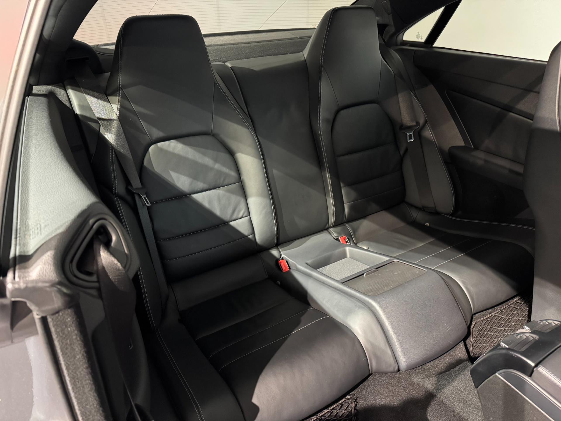 Foto van Mercedes-Benz E-klasse Coupé