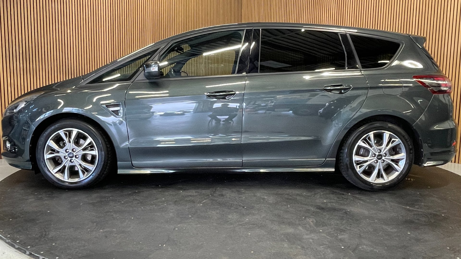 Foto van Ford S-max