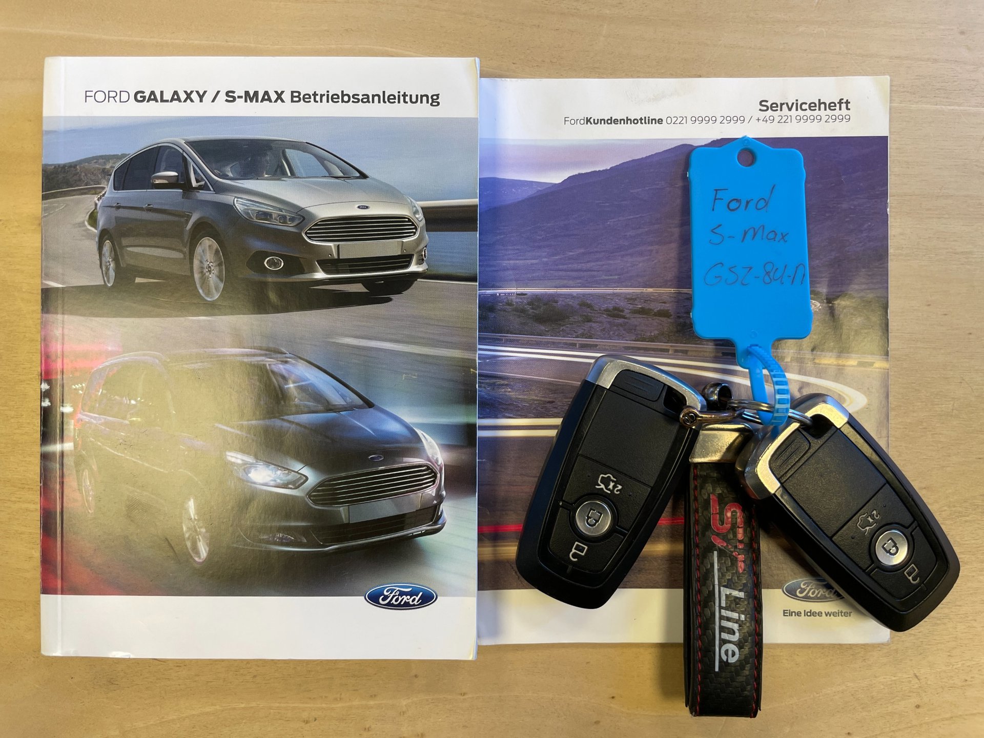 Foto van Ford S-max