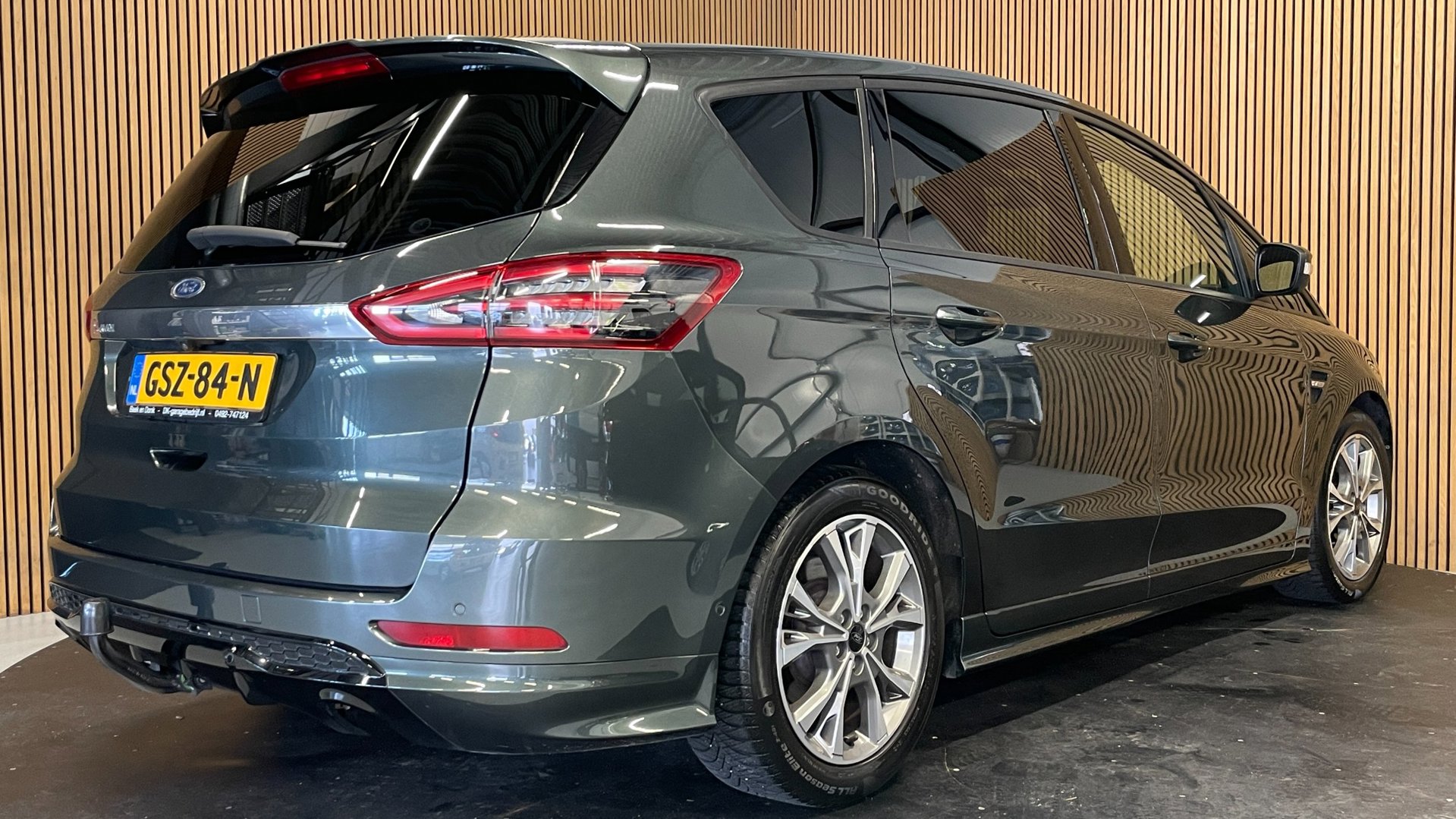 Foto van Ford S-max