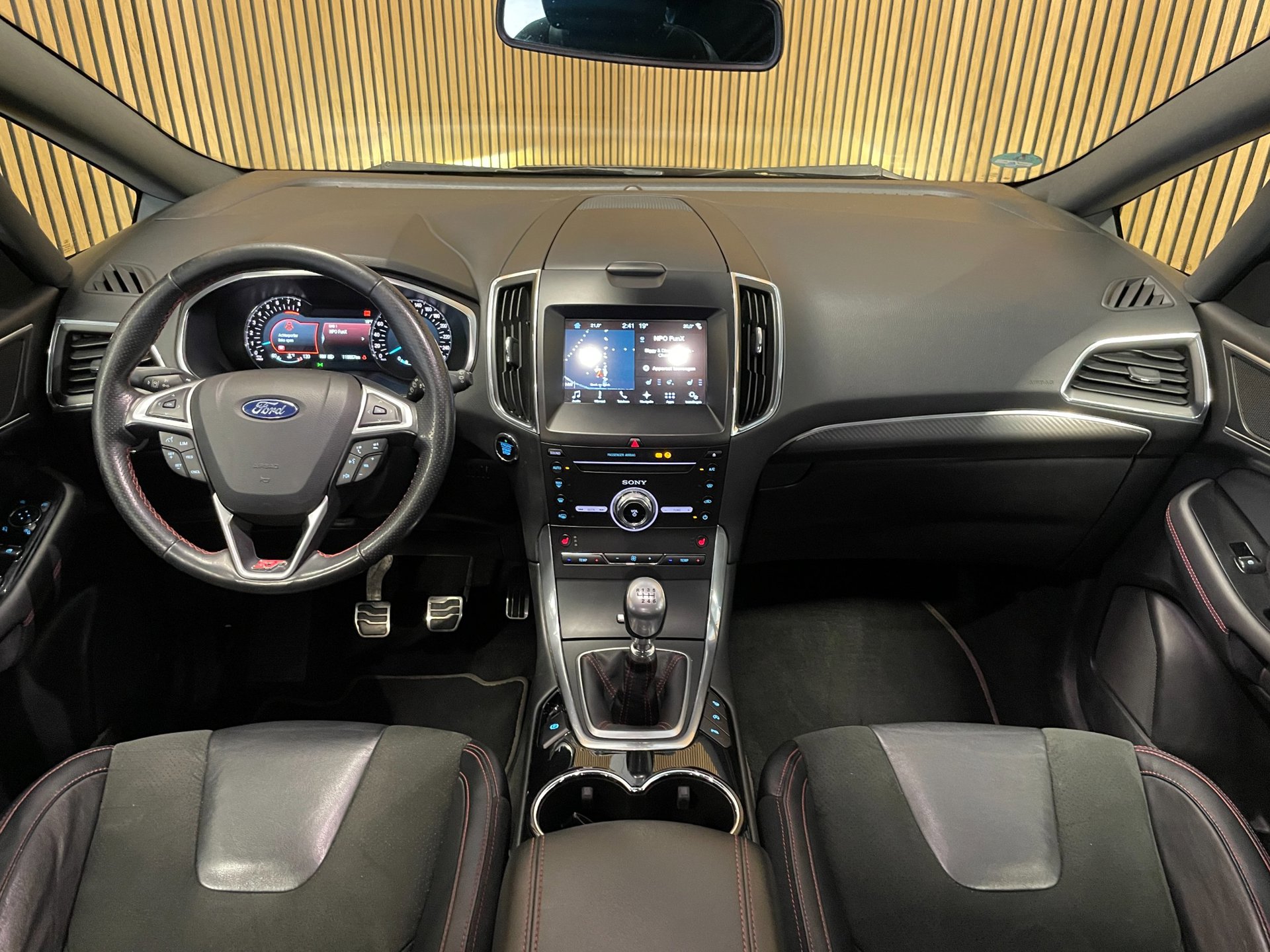 Foto van Ford S-max