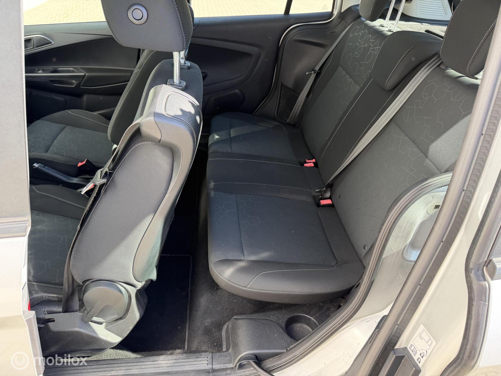 Foto van Ford B-max