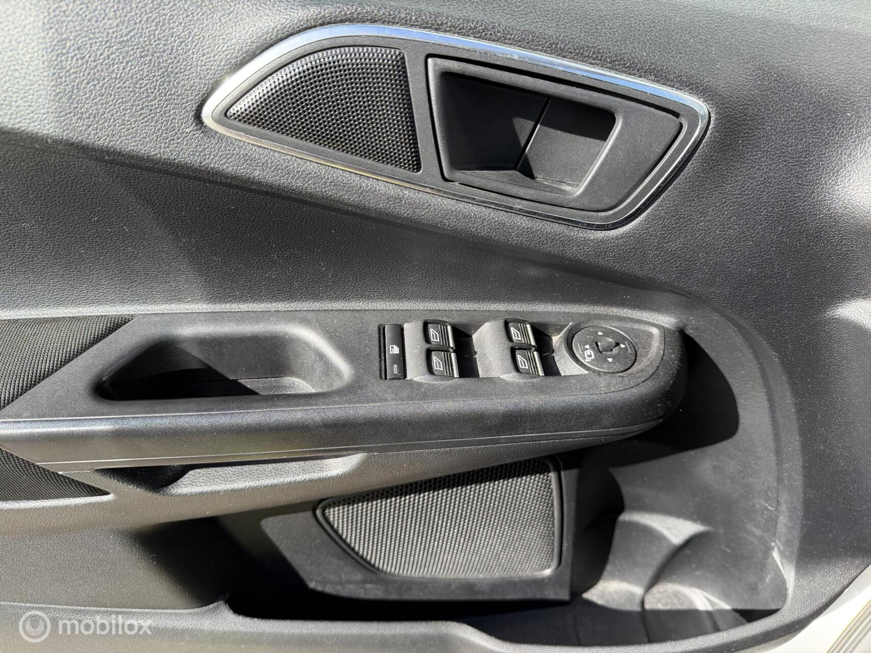 Foto van Ford B-max
