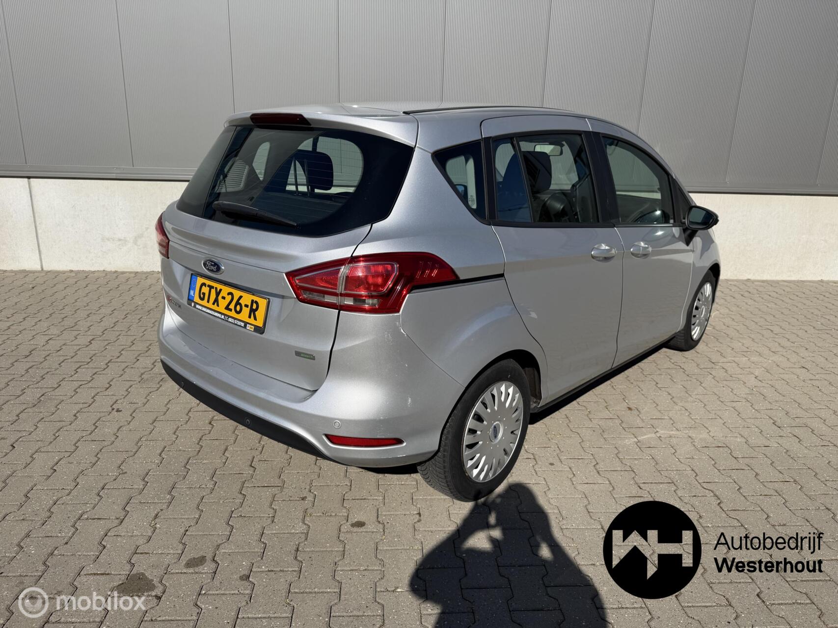 Foto van Ford B-max