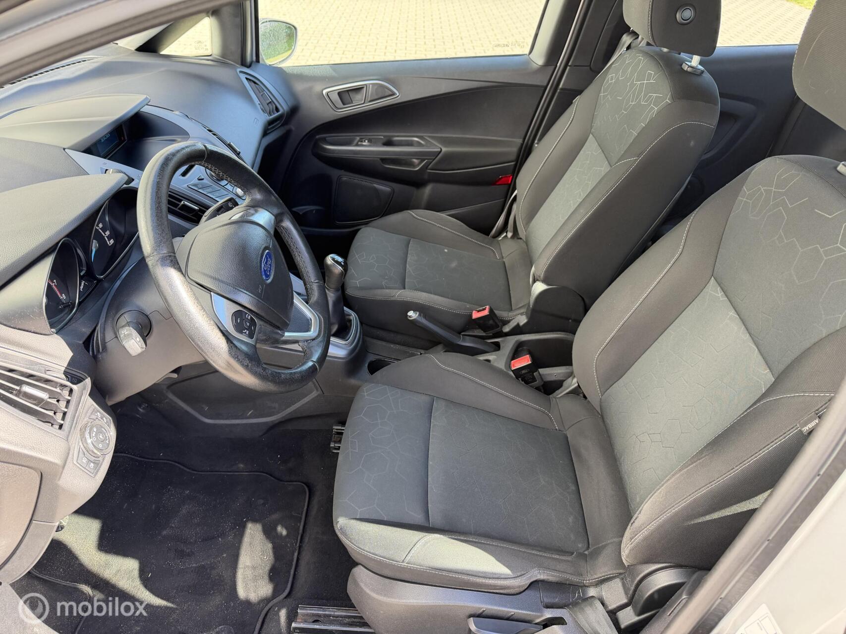 Foto van Ford B-max