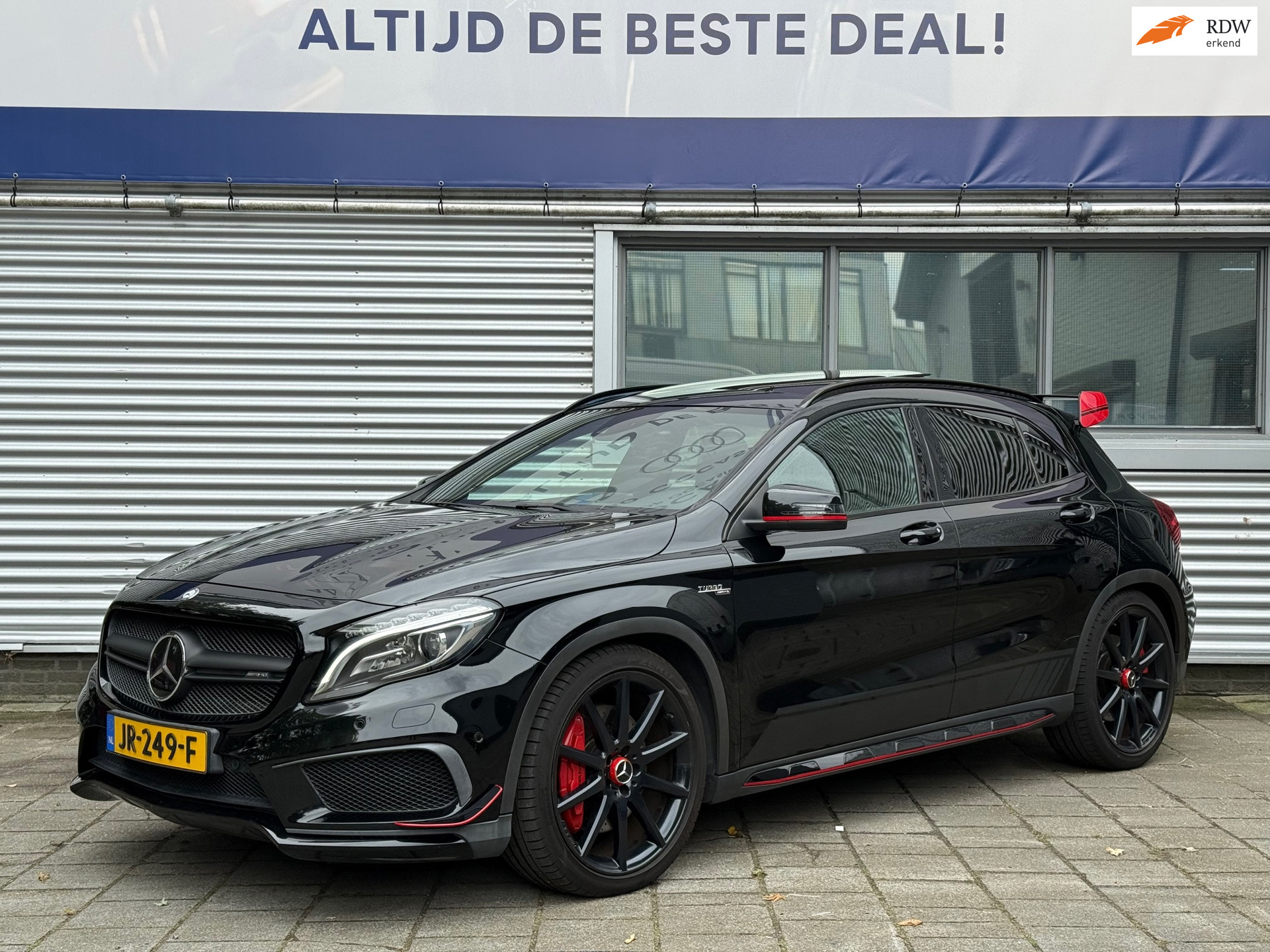 Mercedes-Benz Gla-klasse 45 AMG 4Matic 2015 - voorkant