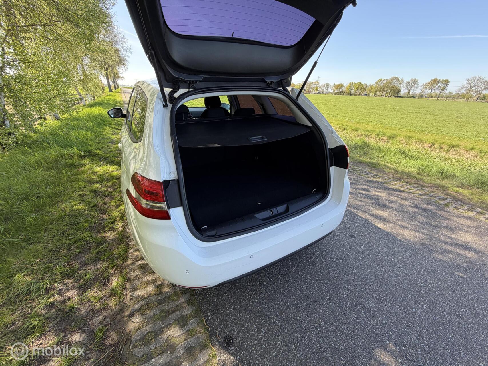 Foto van Peugeot 308 SW