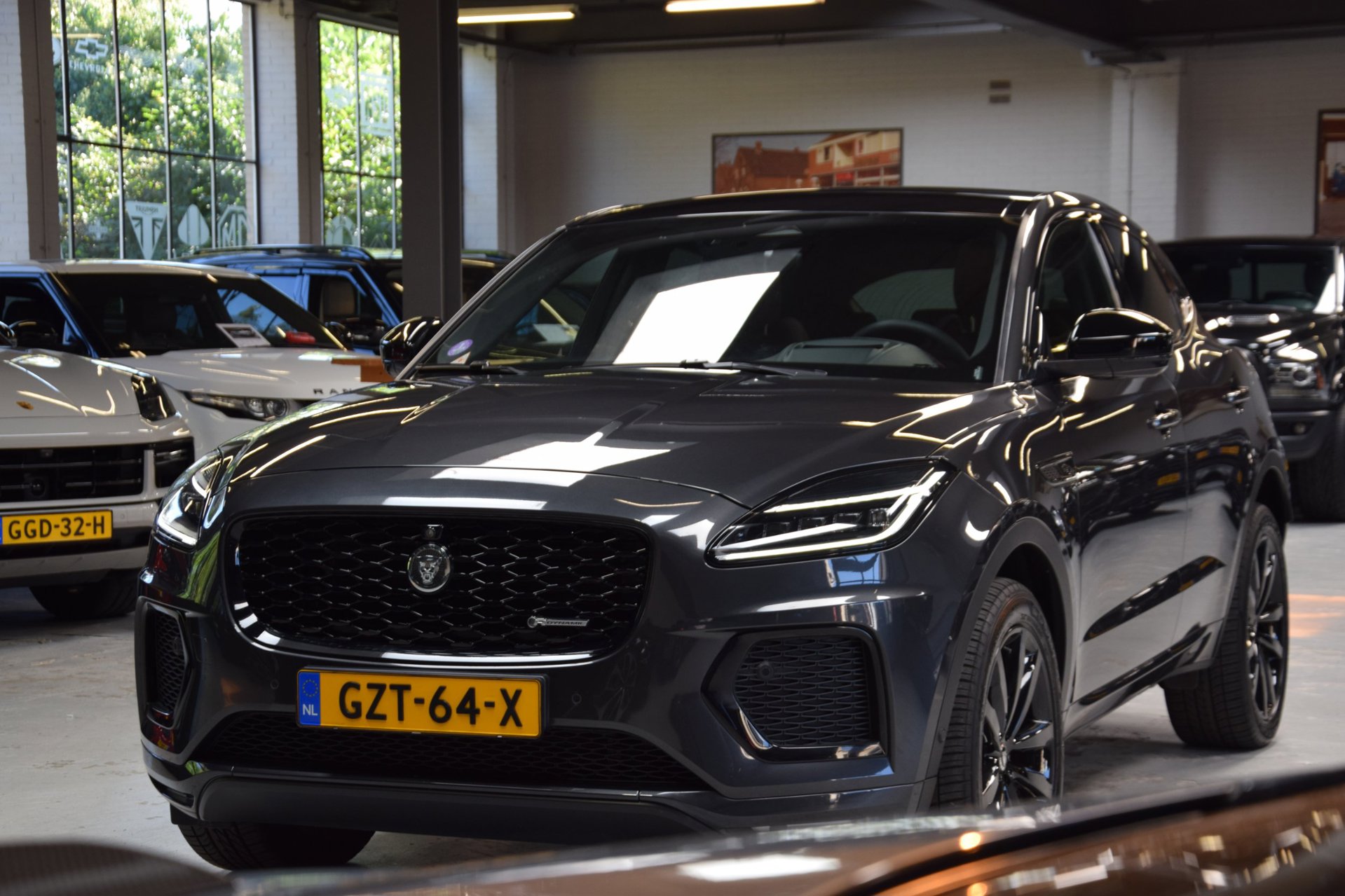 Foto van Jaguar E-pace