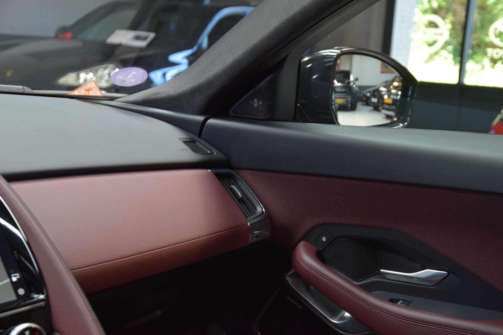 Foto van Jaguar E-pace