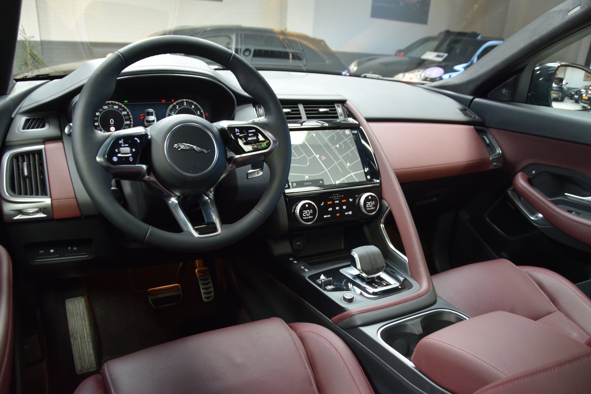 Foto van Jaguar E-pace