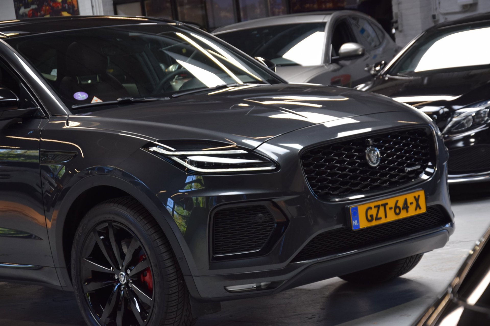 Foto van Jaguar E-pace