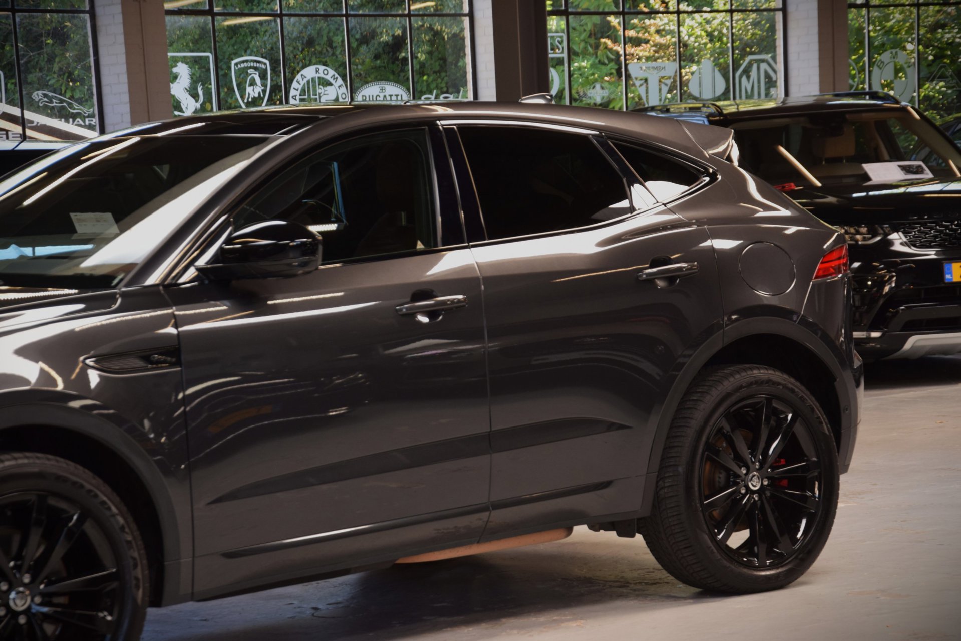 Foto van Jaguar E-pace