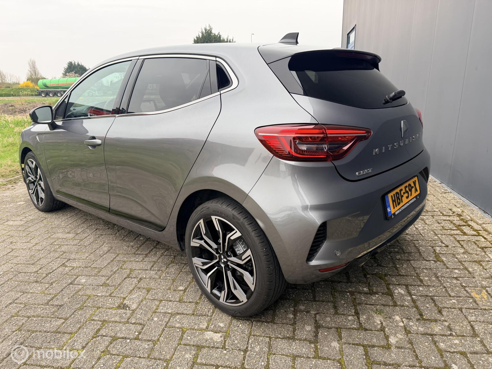 Foto van Mitsubishi Colt