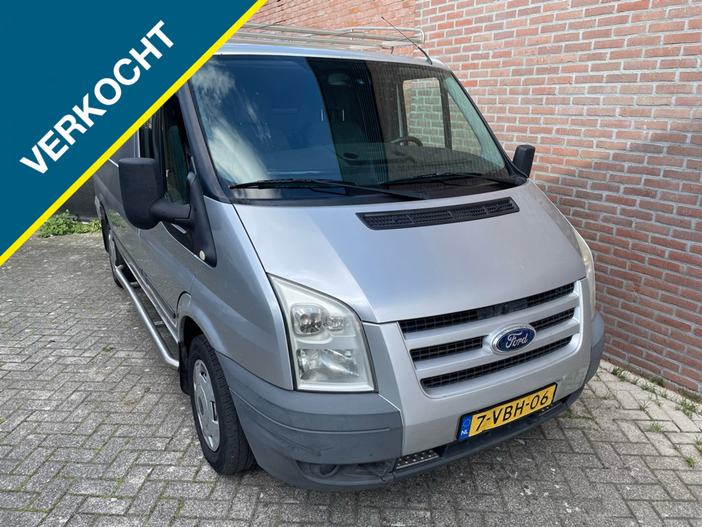 Foto van Ford Transit 260s FD Van 110 LR 4.23