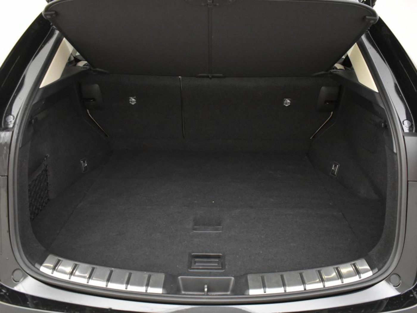 Foto van Lexus NX