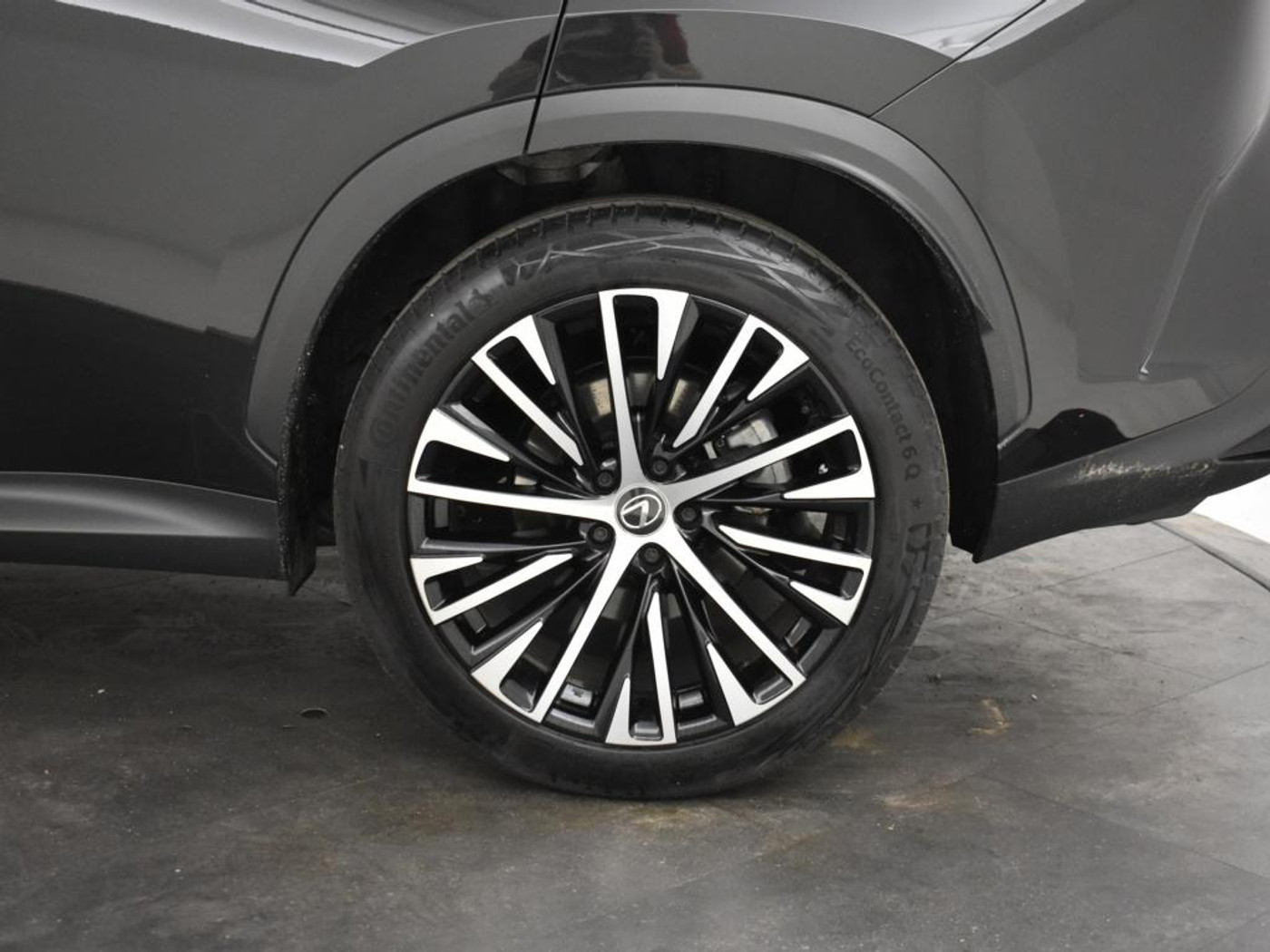 Foto van Lexus NX