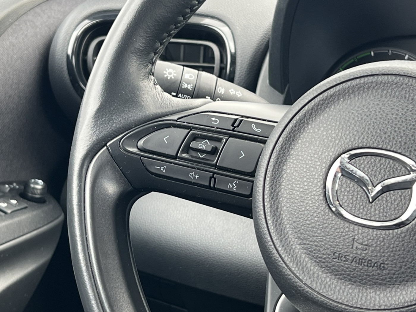 Foto van Mazda 2 Hybrid