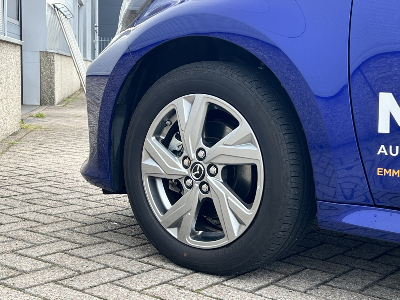 Foto van Mazda 2 Hybrid