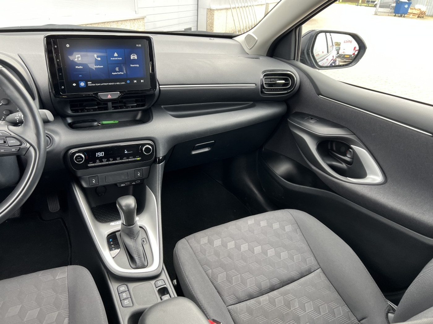 Foto van Mazda 2 Hybrid