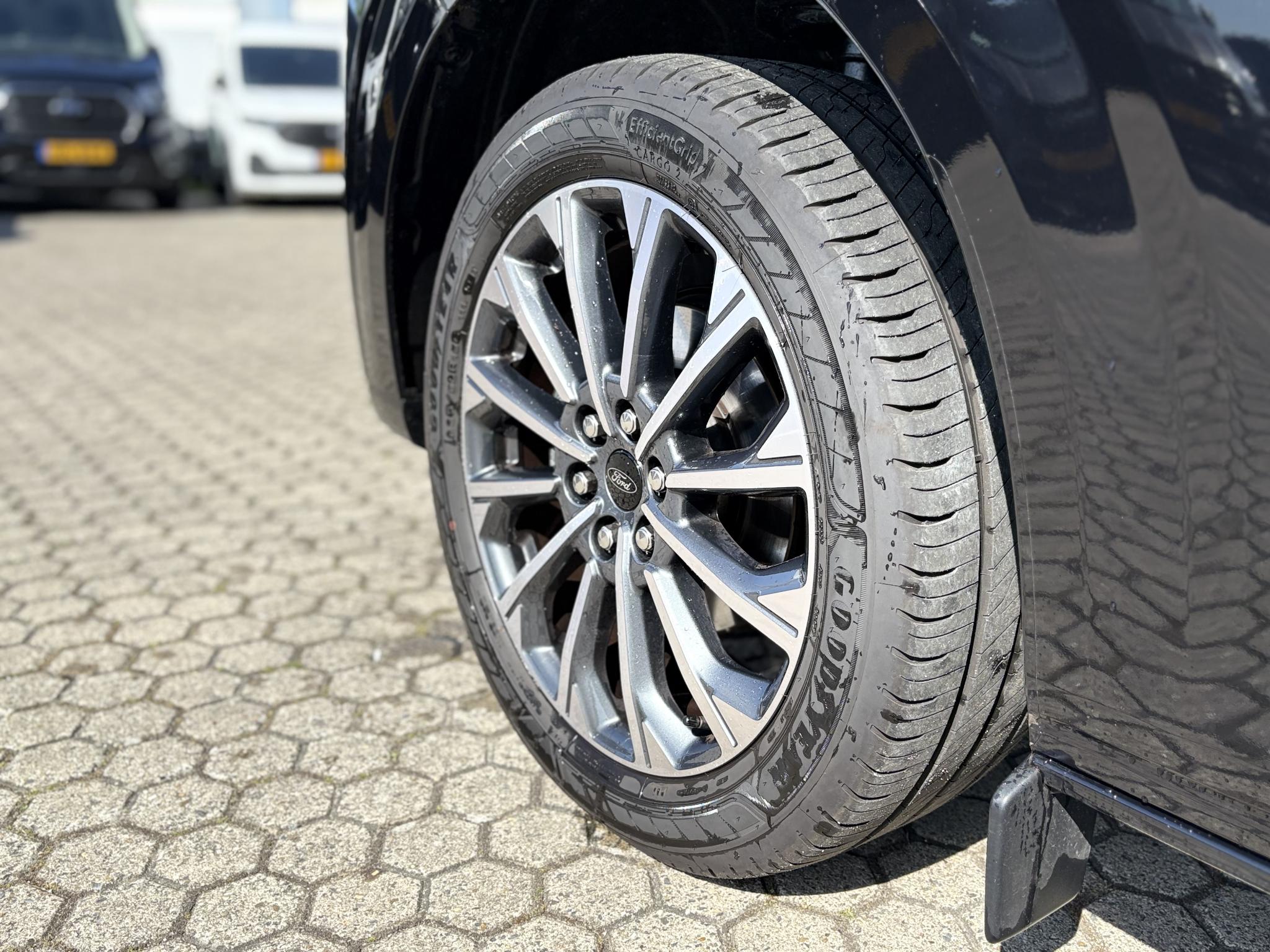 Foto van Ford Transit Custom Tourneo