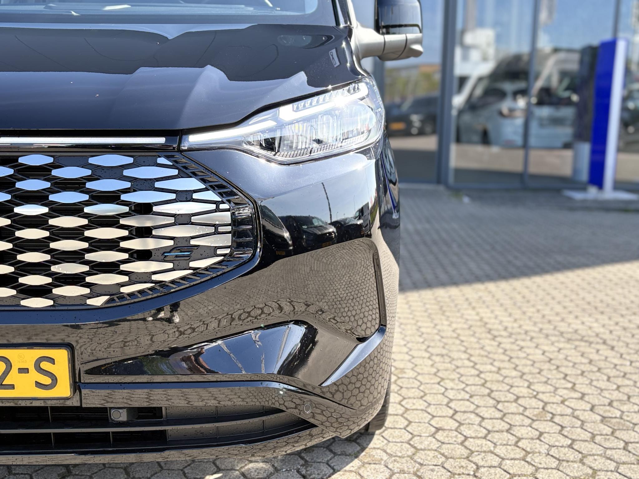 Foto van Ford Transit Custom Tourneo