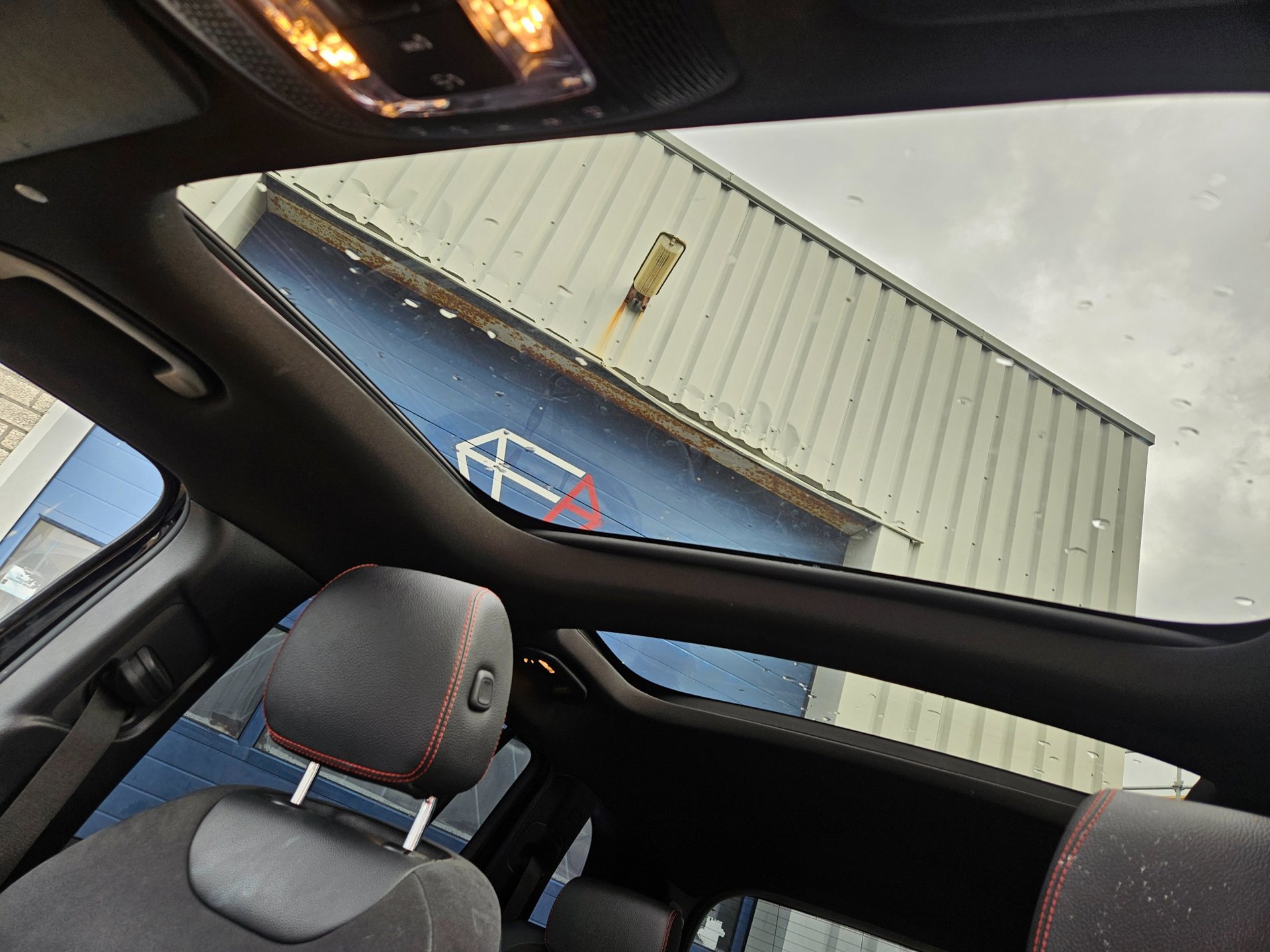 Foto van Mercedes-Benz GLB