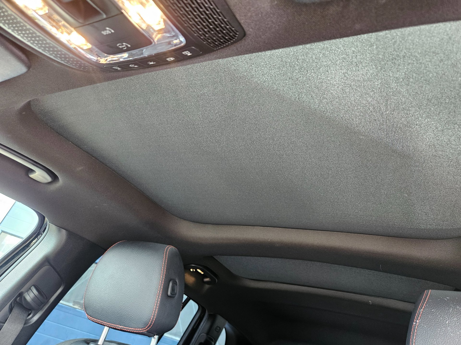 Foto van Mercedes-Benz GLB
