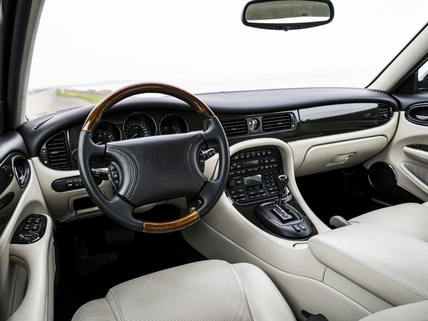 Foto van Jaguar XJR