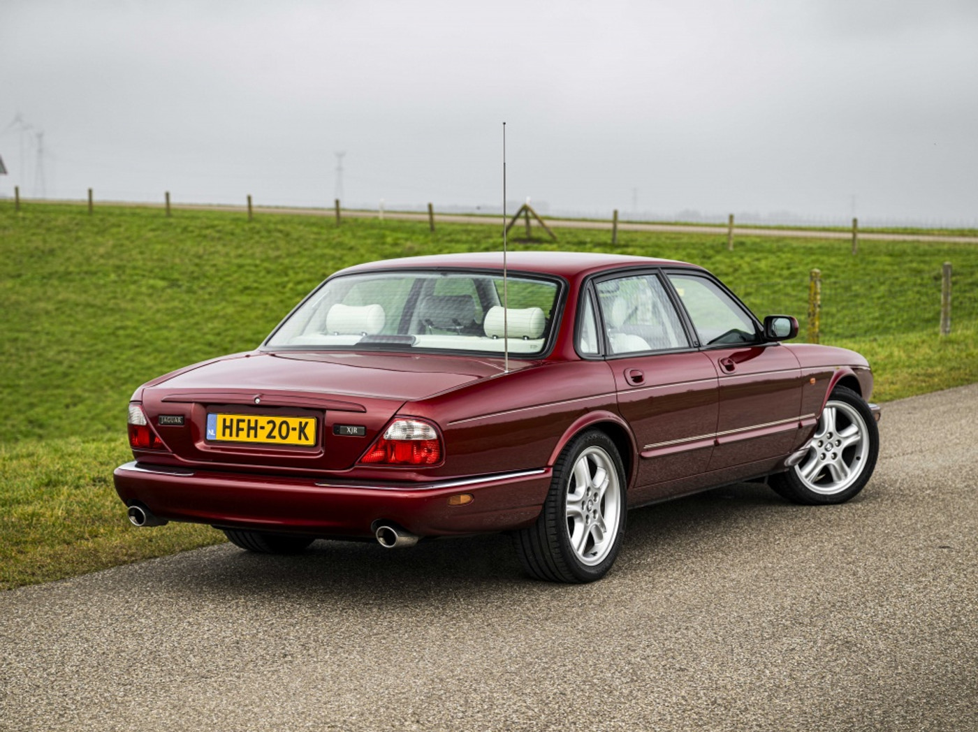 Foto van Jaguar XJR