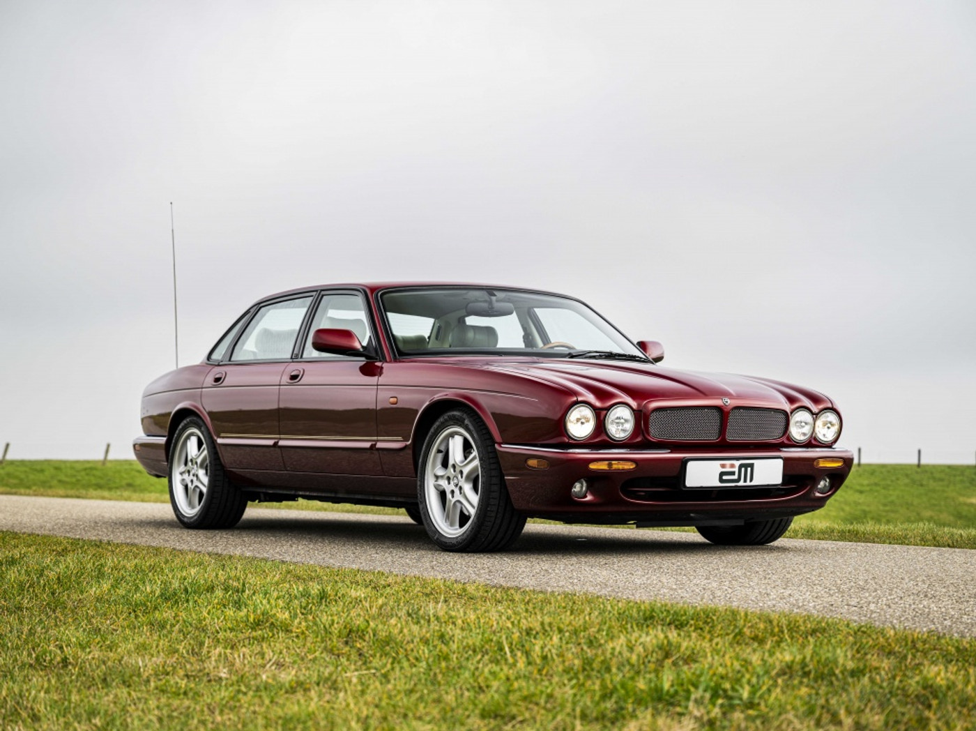 Foto van Jaguar XJR