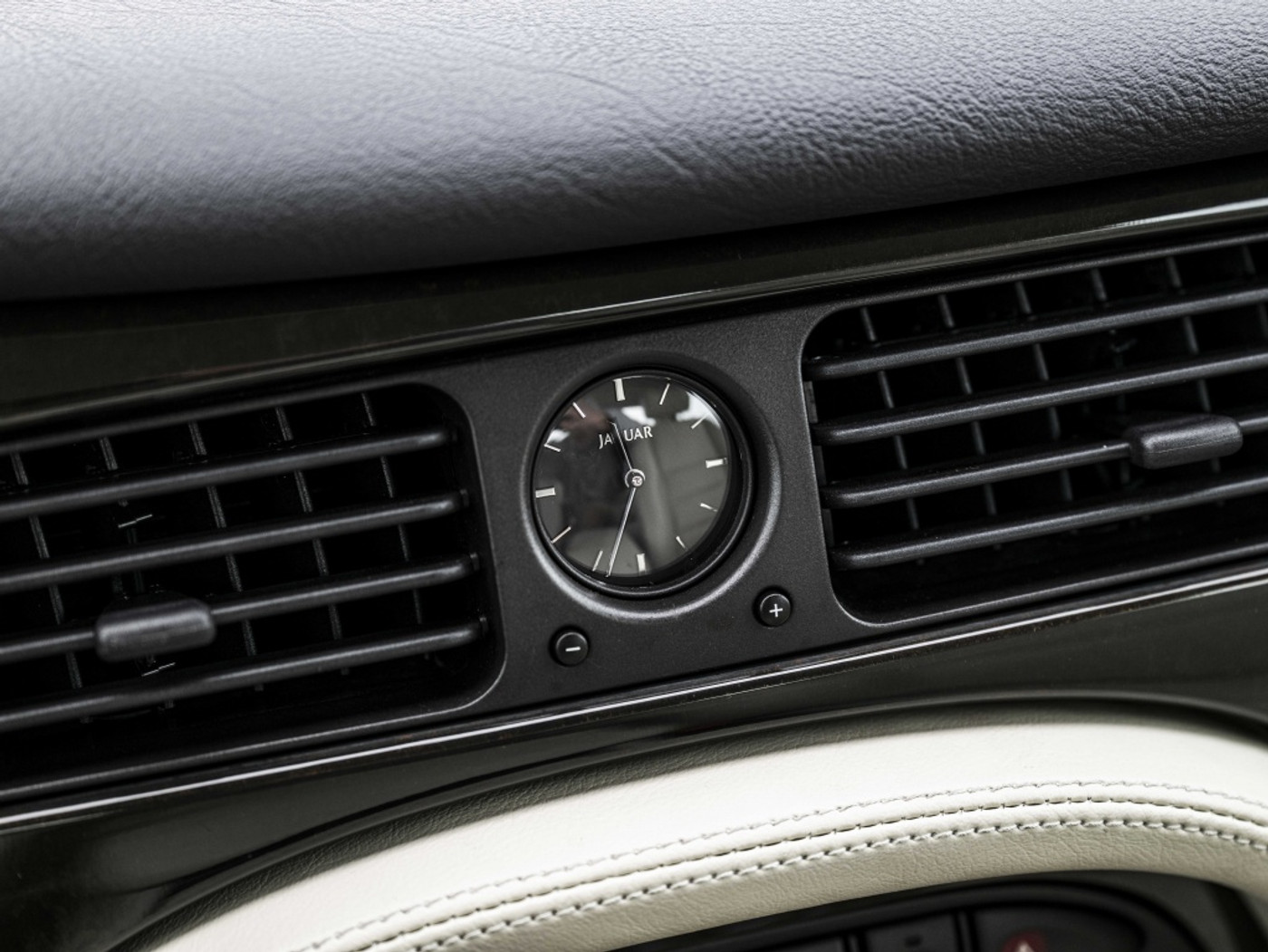 Foto van Jaguar XJR