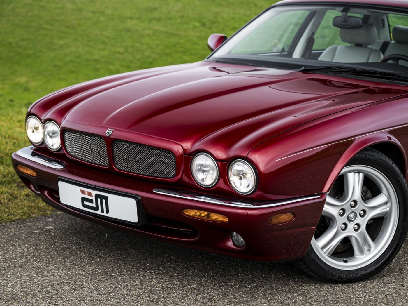 Foto van Jaguar XJR